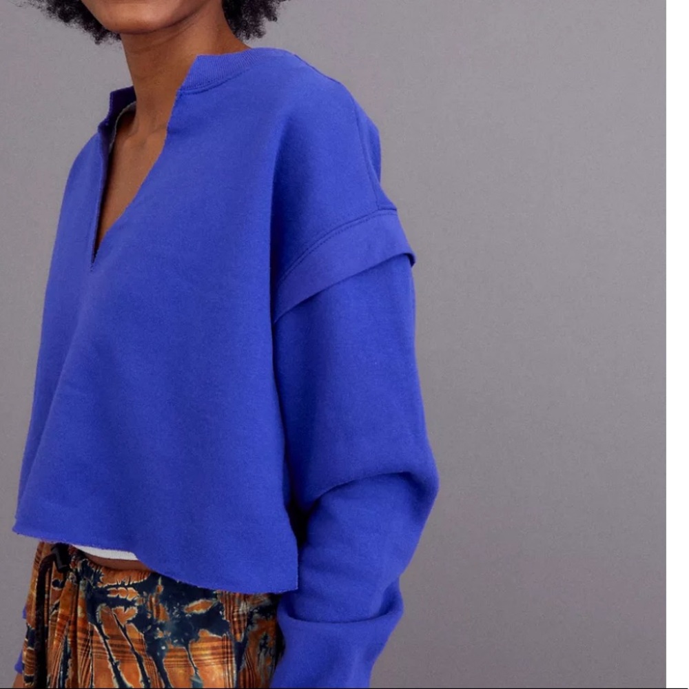 Cropped Sweatshirt
